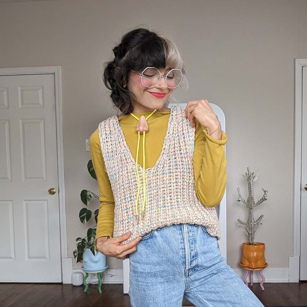 SOLD - Free people chunky knitted Hoopla Vest - Picture 3 of 11